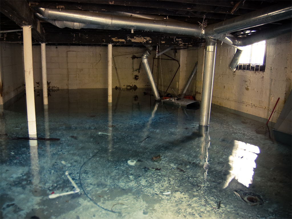 затопление подвала - что делать? flooded-basement_by-sektoplazm-flickr.jpg